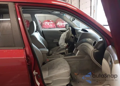 2010 Subaru Forester 2.5X Premium z USA, uszkodzony, nr VIN JF2SH6CC5AH765929